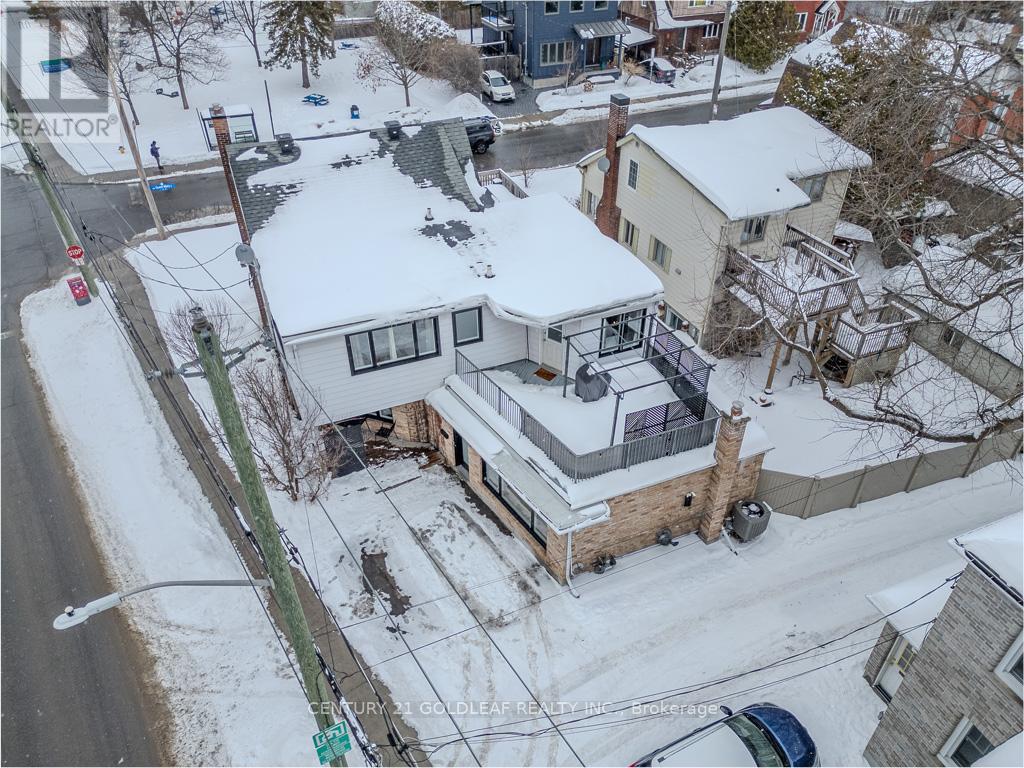 1075 North River Road