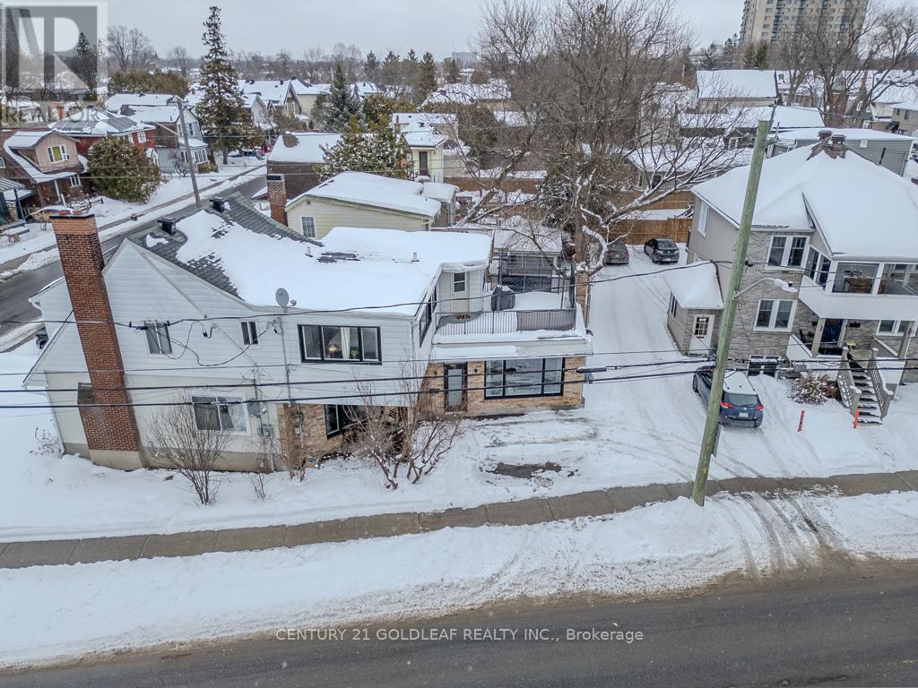 1075 North River Road