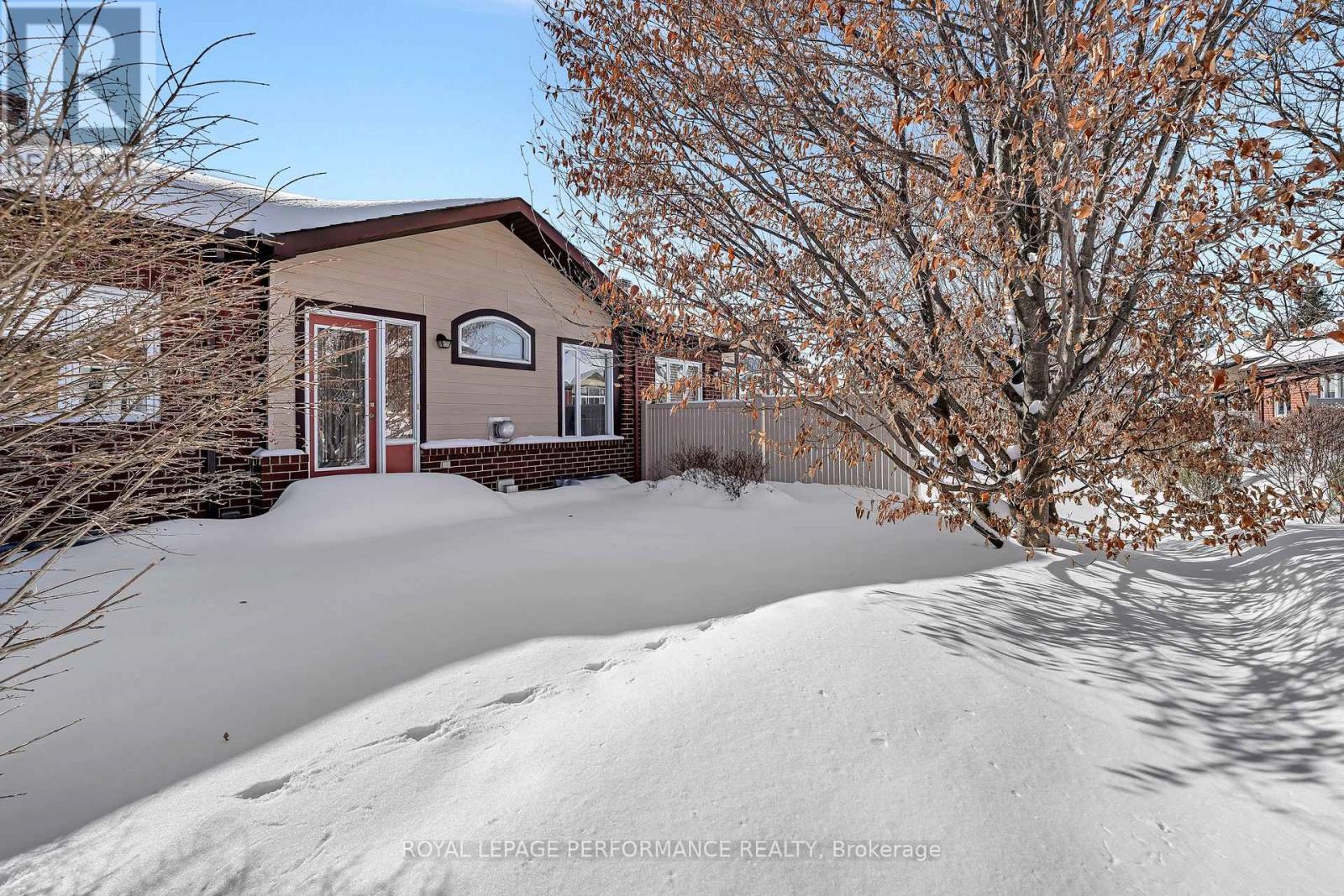 49 Peregrine Crescent