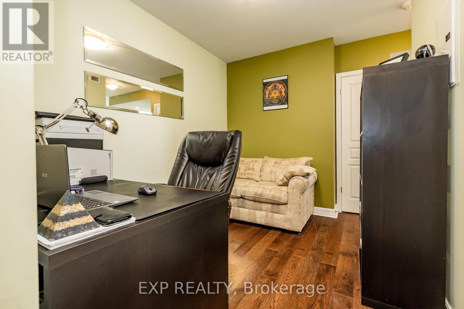 1111 - 200 Besserer Street