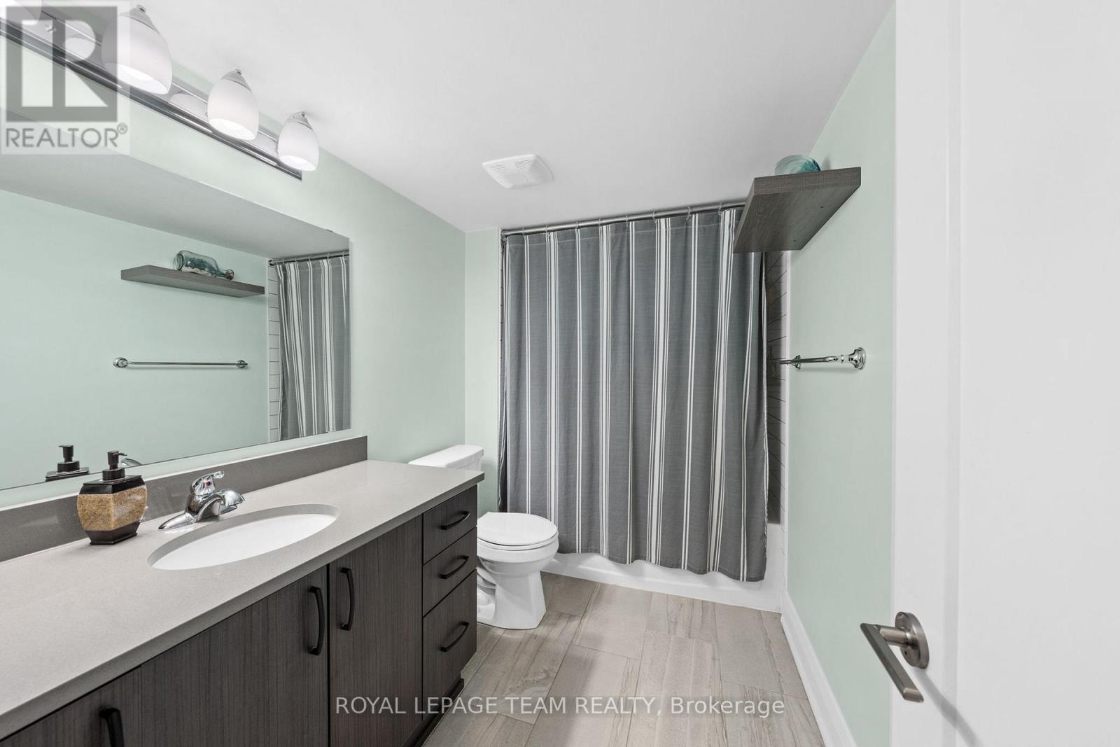 111 Dun Skipper Drive