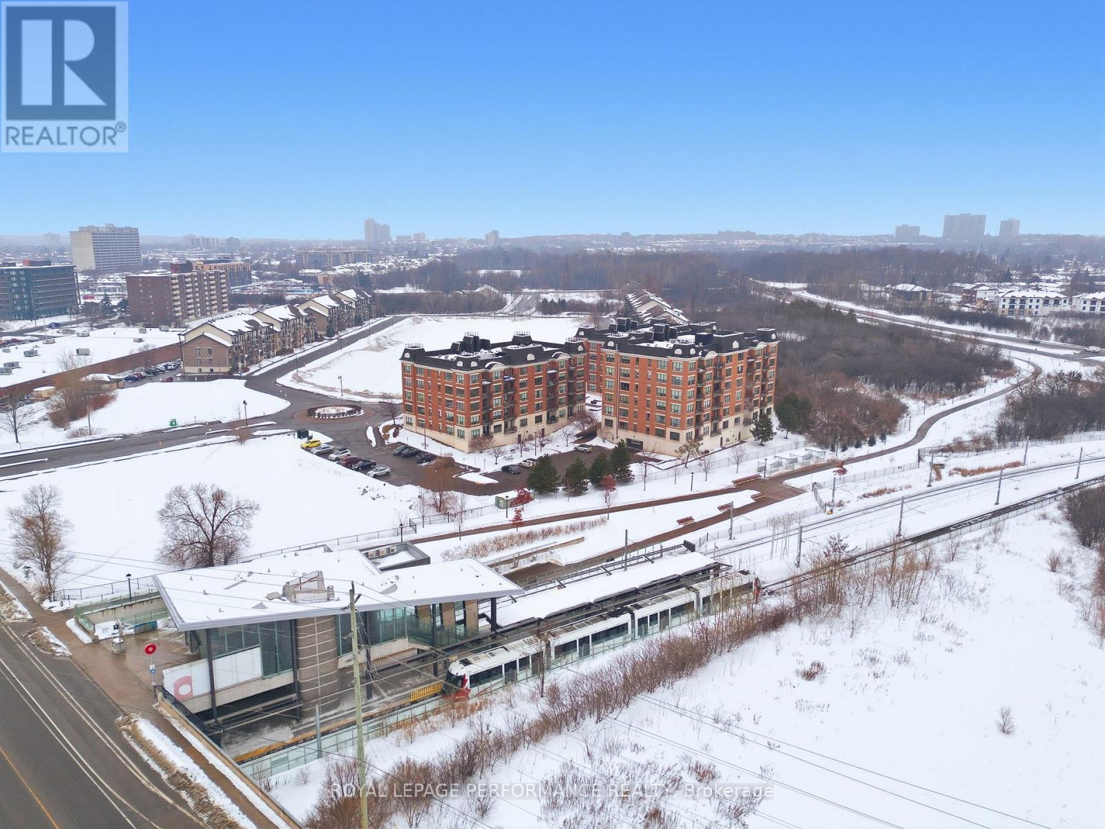 411 - 955 Beauparc Private