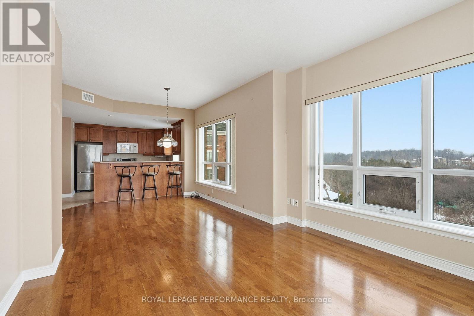 411 - 955 Beauparc Private