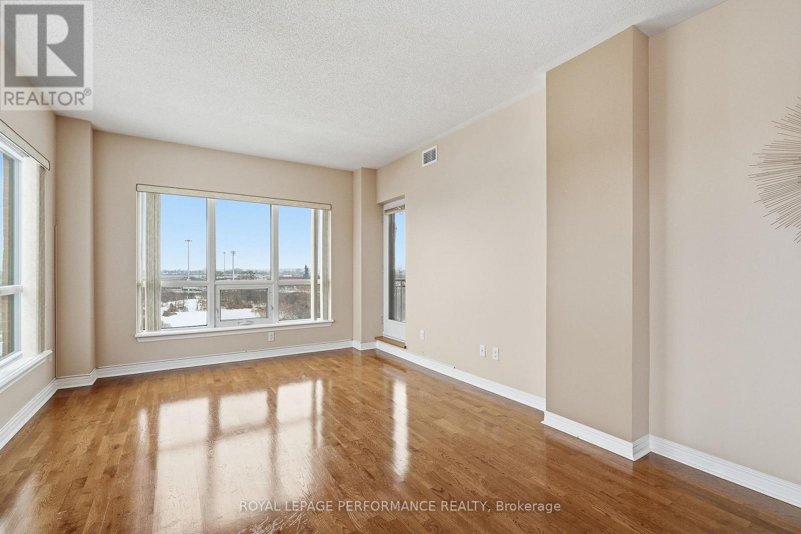 411 - 955 Beauparc Private