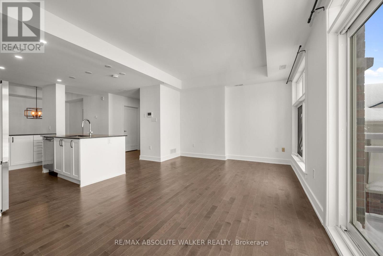 101 - 305 Elizabeth Cosgrove Private