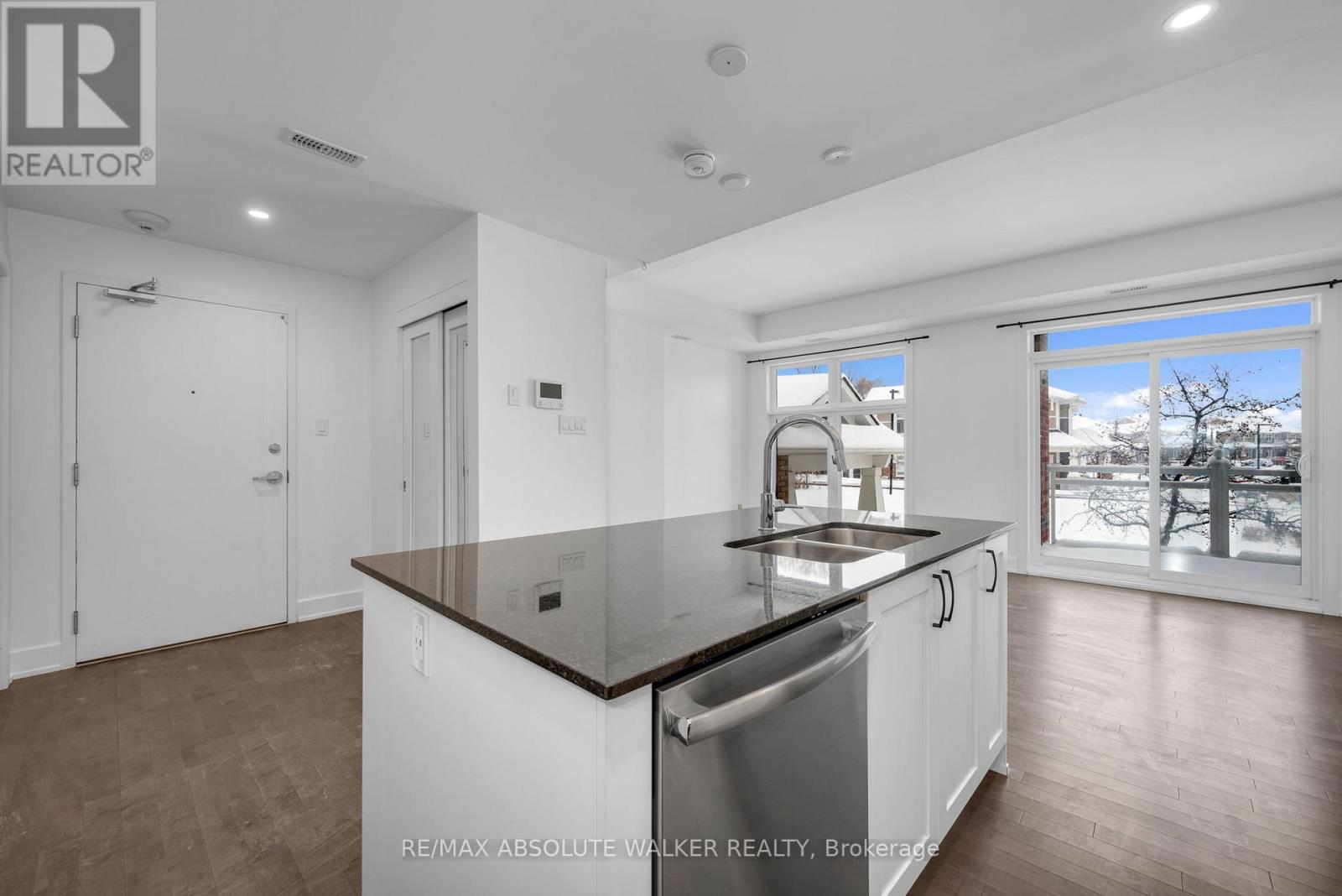 101 - 305 Elizabeth Cosgrove Private