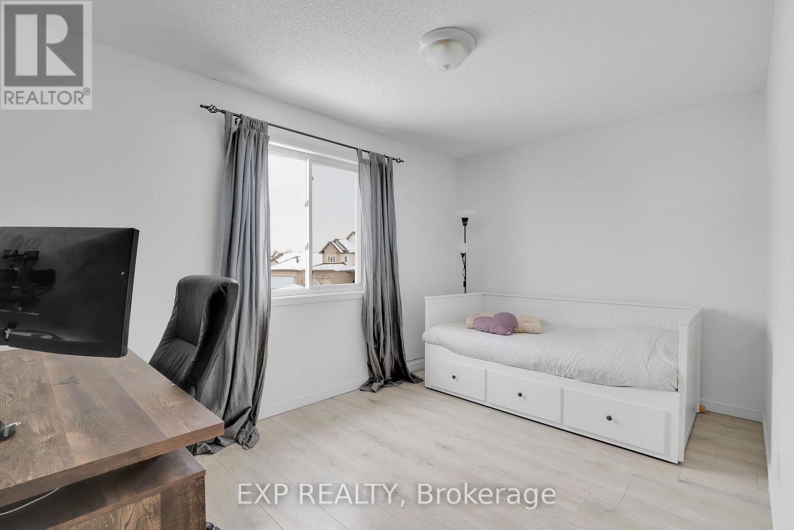 112 Dorina Sarazin Crescent