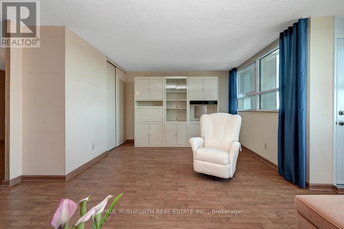 Ph7 - 555 Brittany Drive