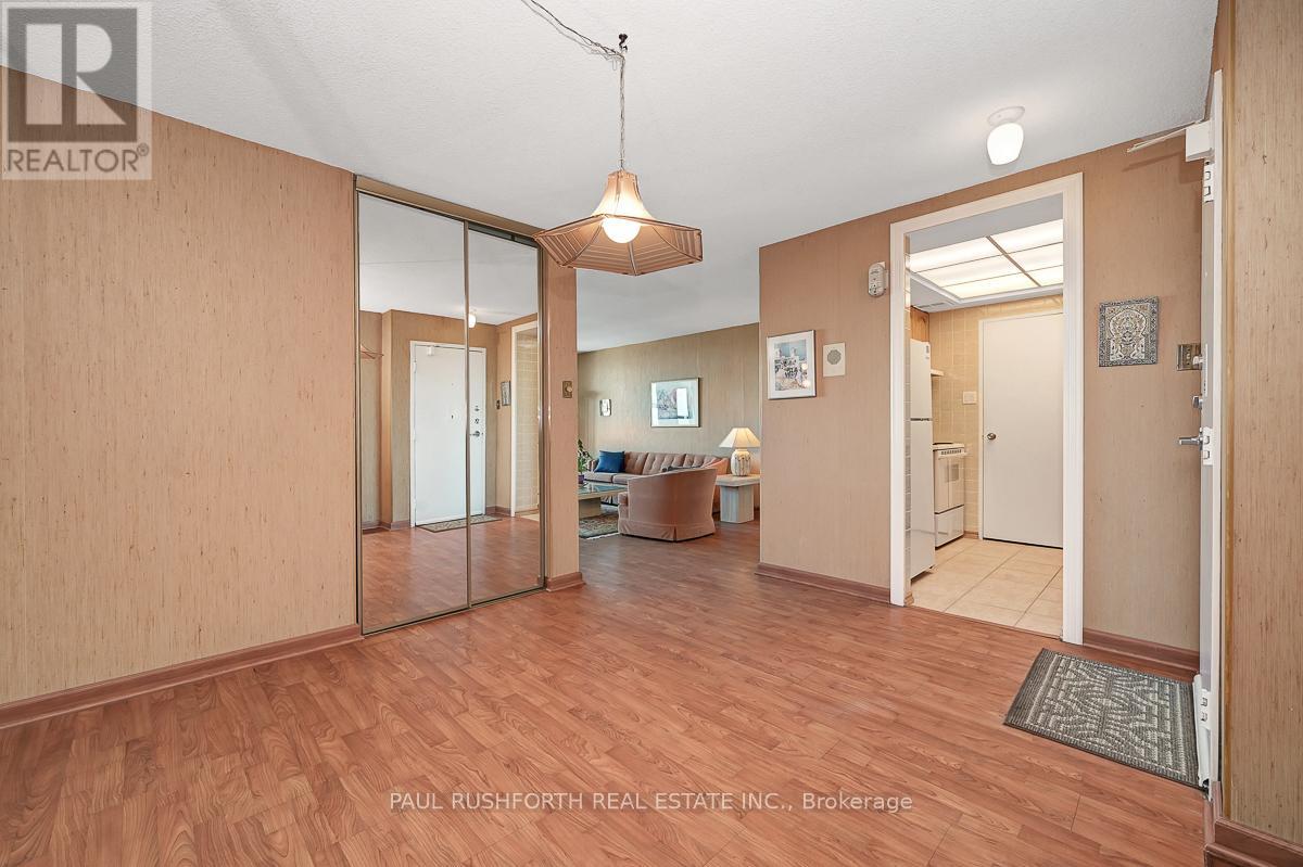 Ph7 - 555 Brittany Drive