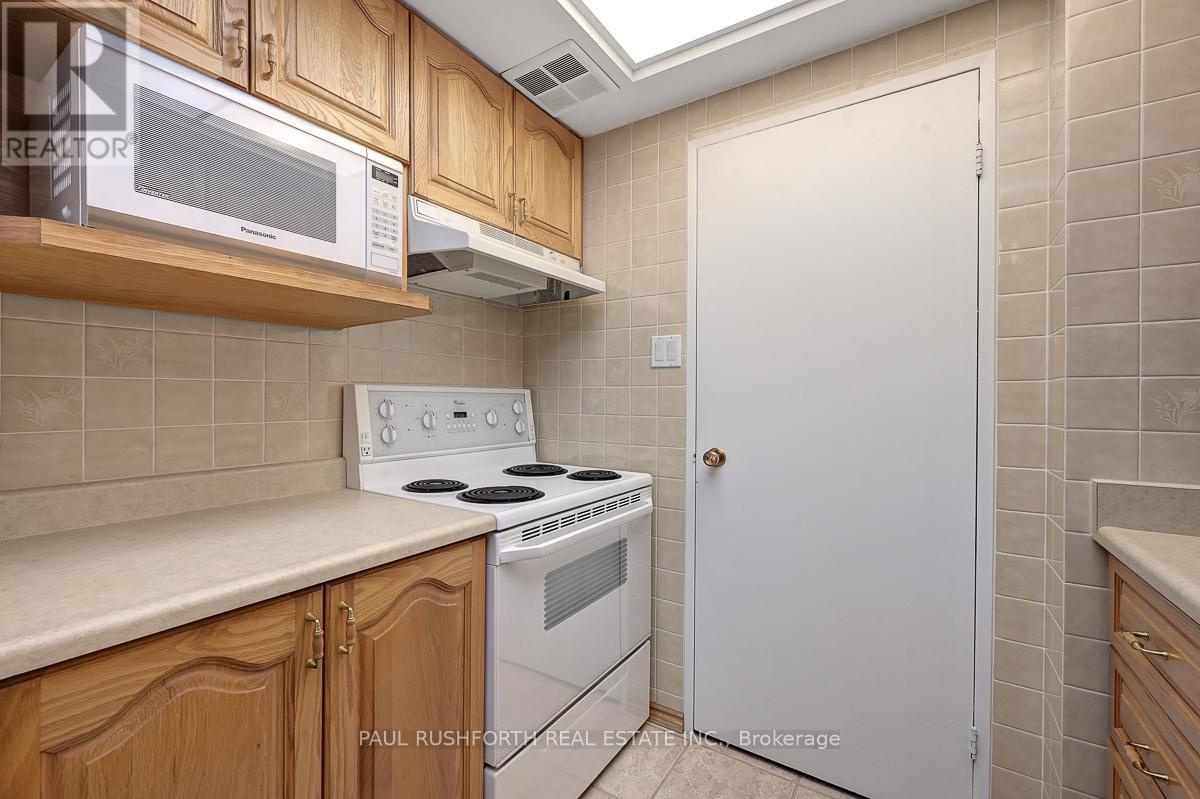 Ph7 - 555 Brittany Drive