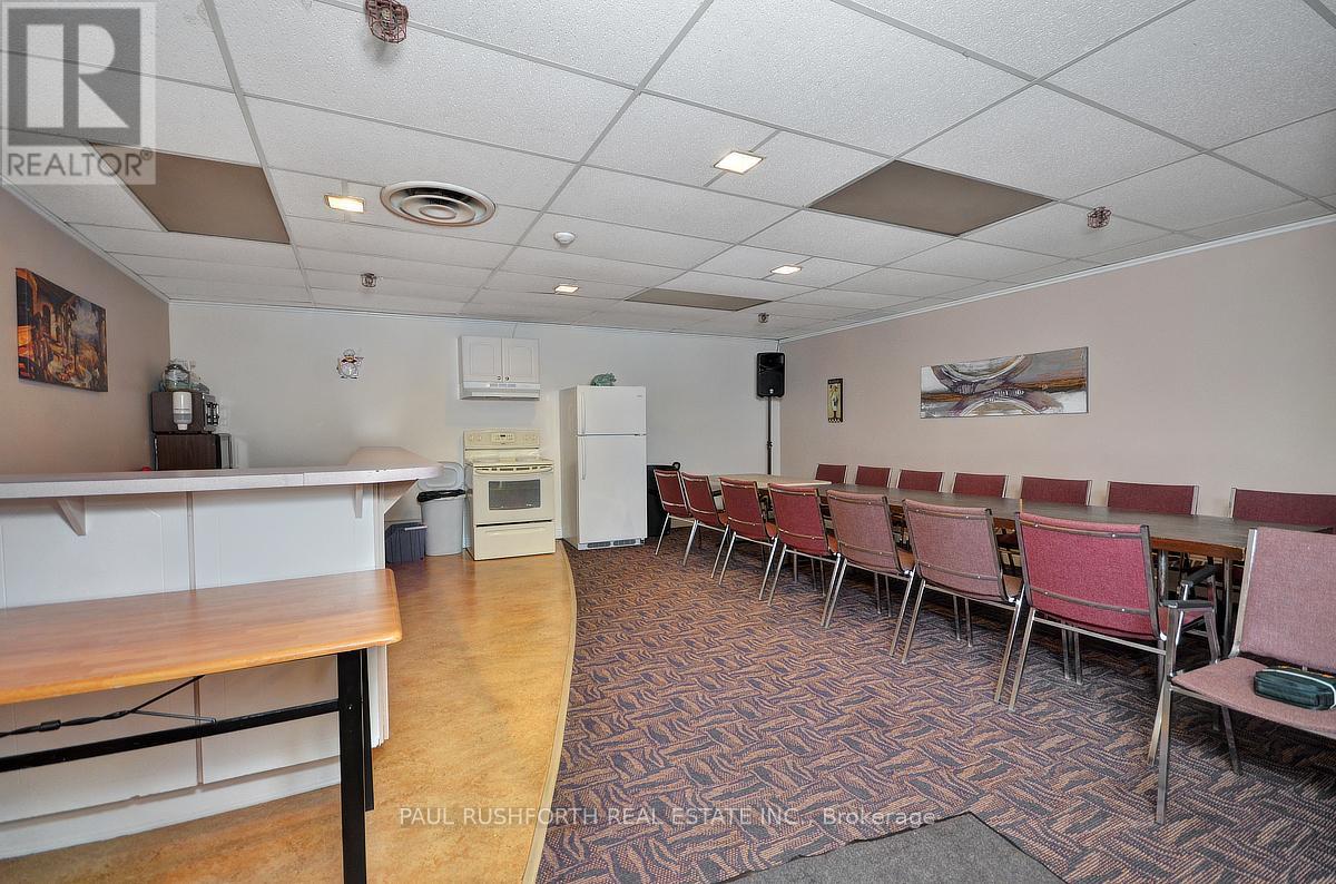 Ph7 - 555 Brittany Drive