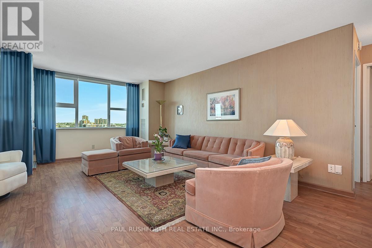 Ph7 - 555 Brittany Drive