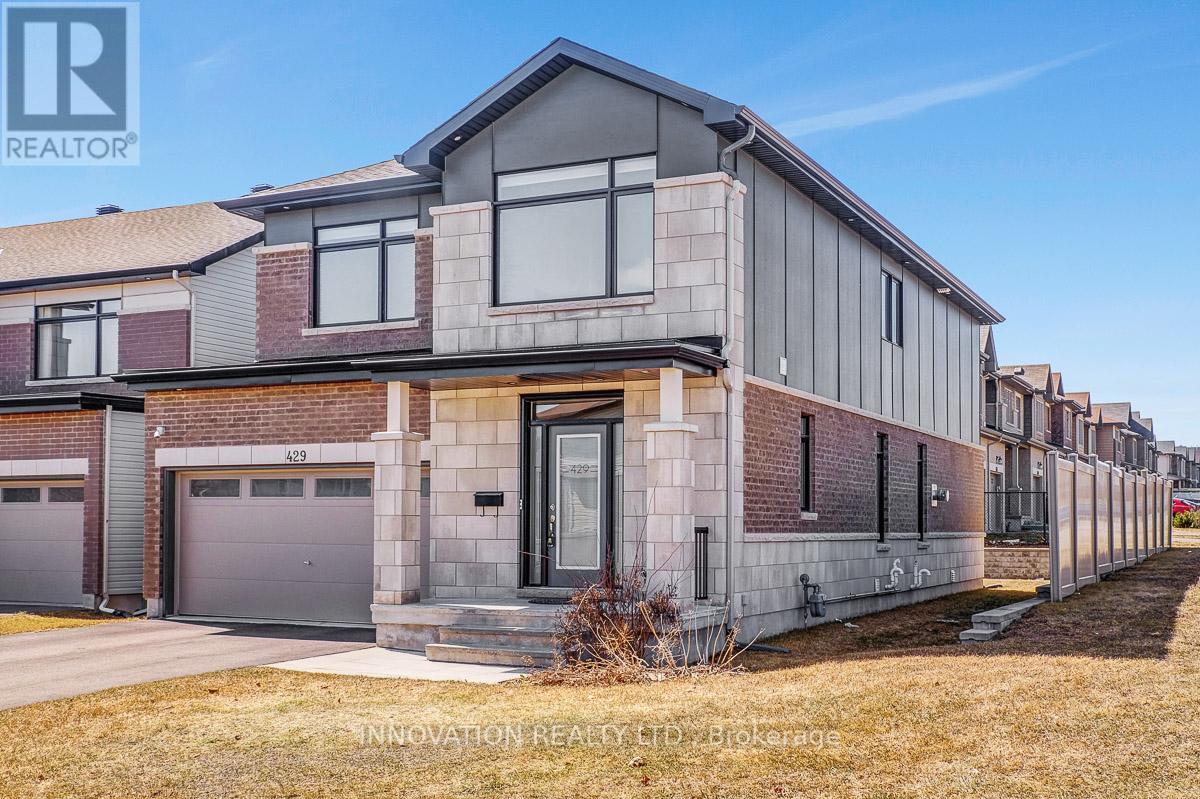 429 Fernside Street