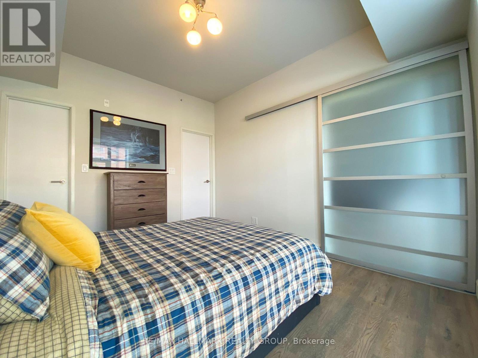 208 - 555 Anand Private