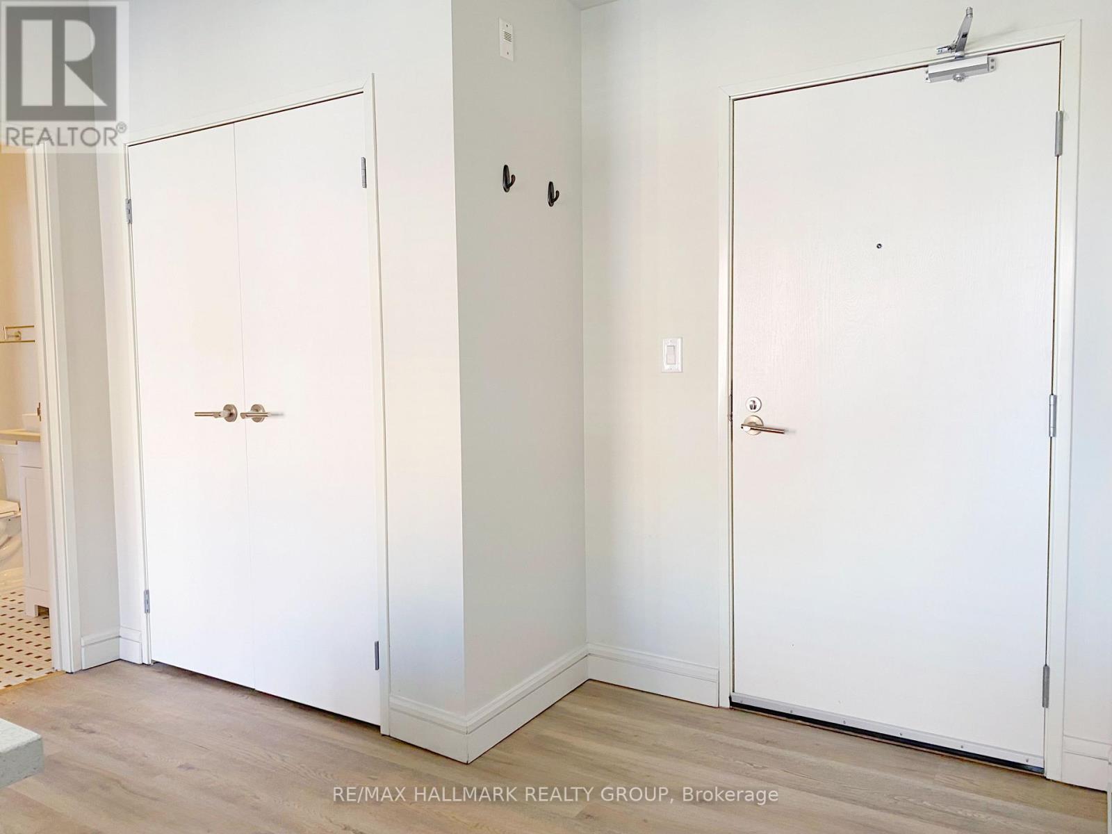 208 - 555 Anand Private