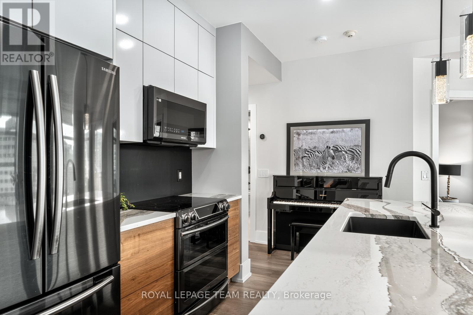 1902 - 235 Kent Avenue