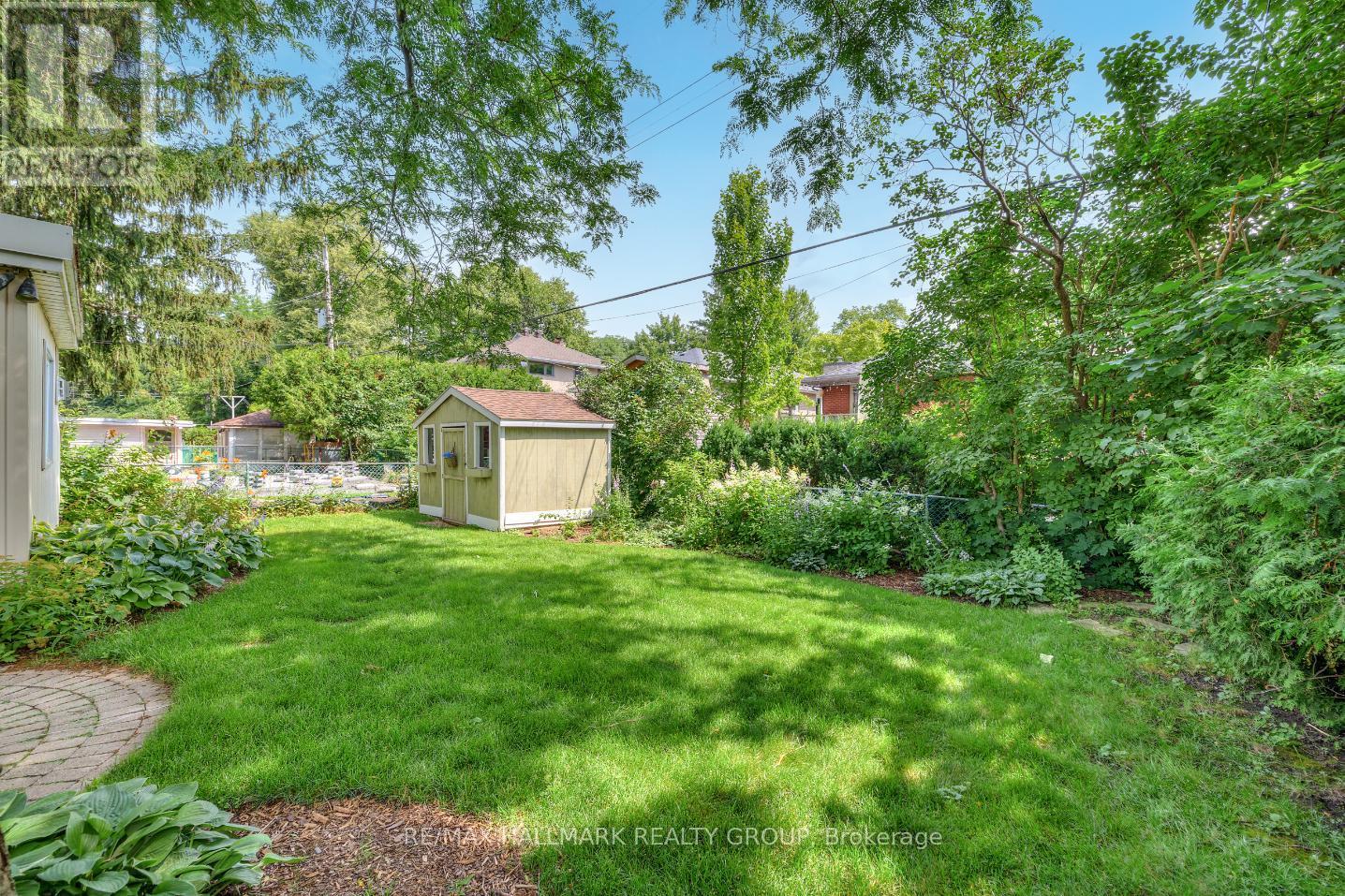 655 Mansfield Avenue