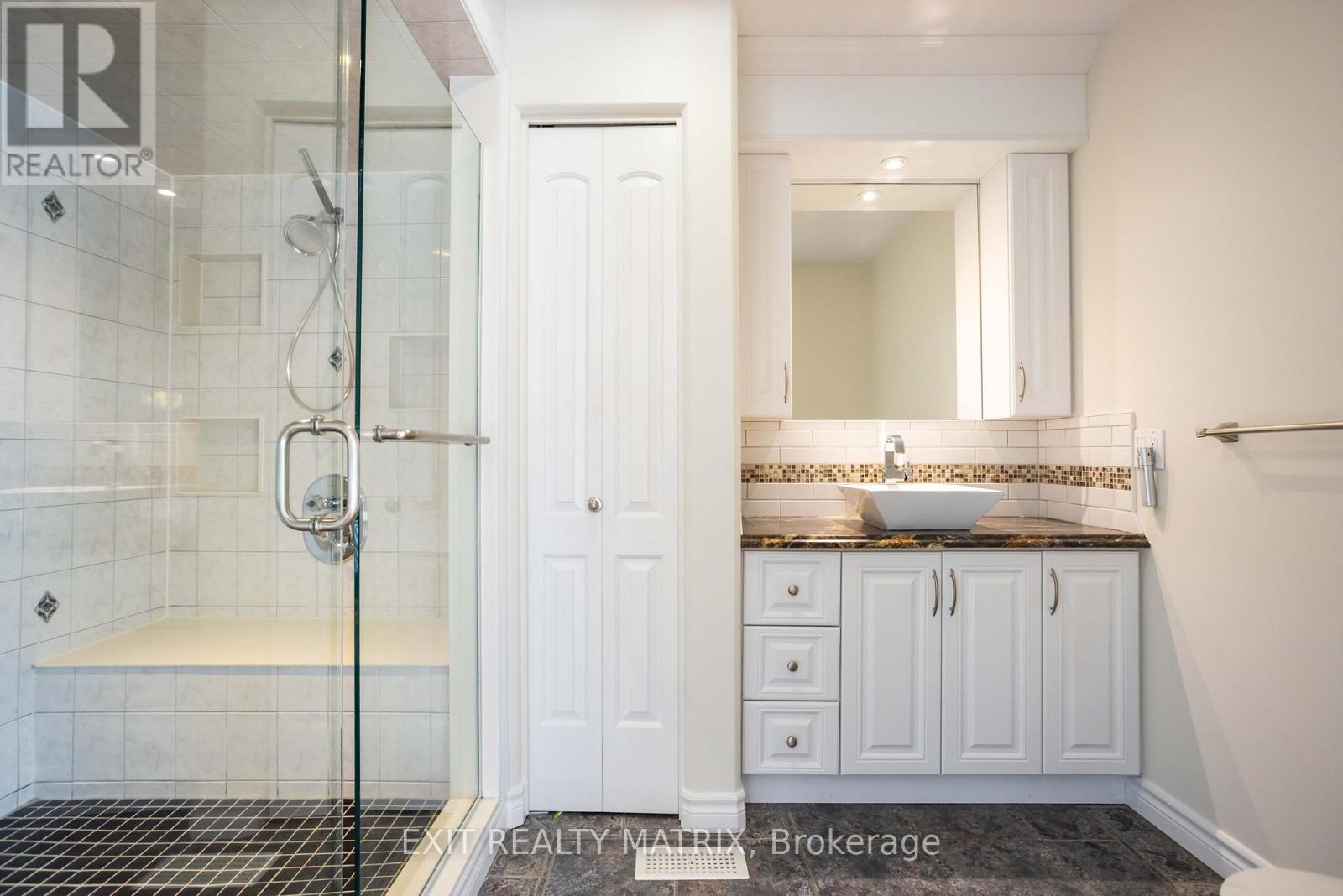 2127 Kingsley Street