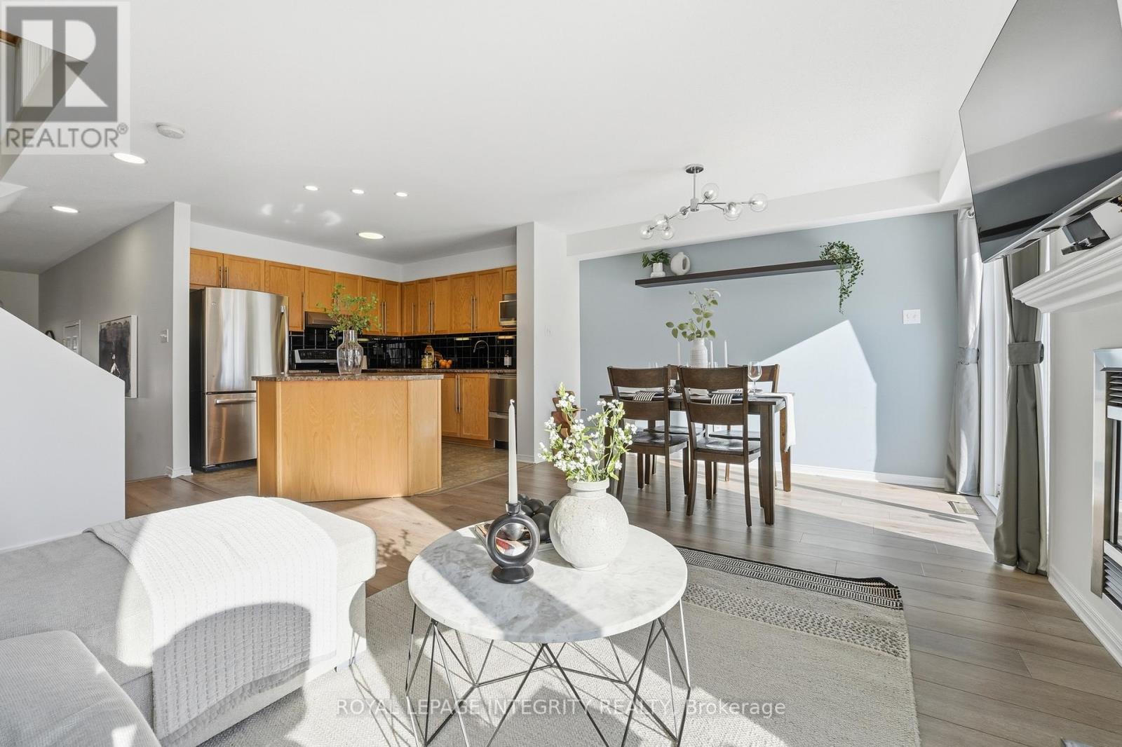 356 Hillsboro Private