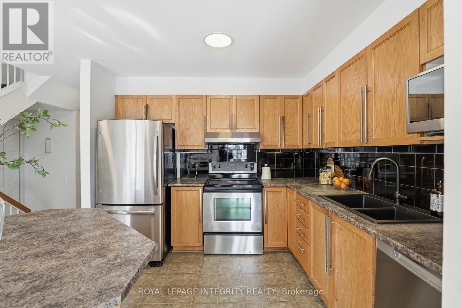 356 Hillsboro Private