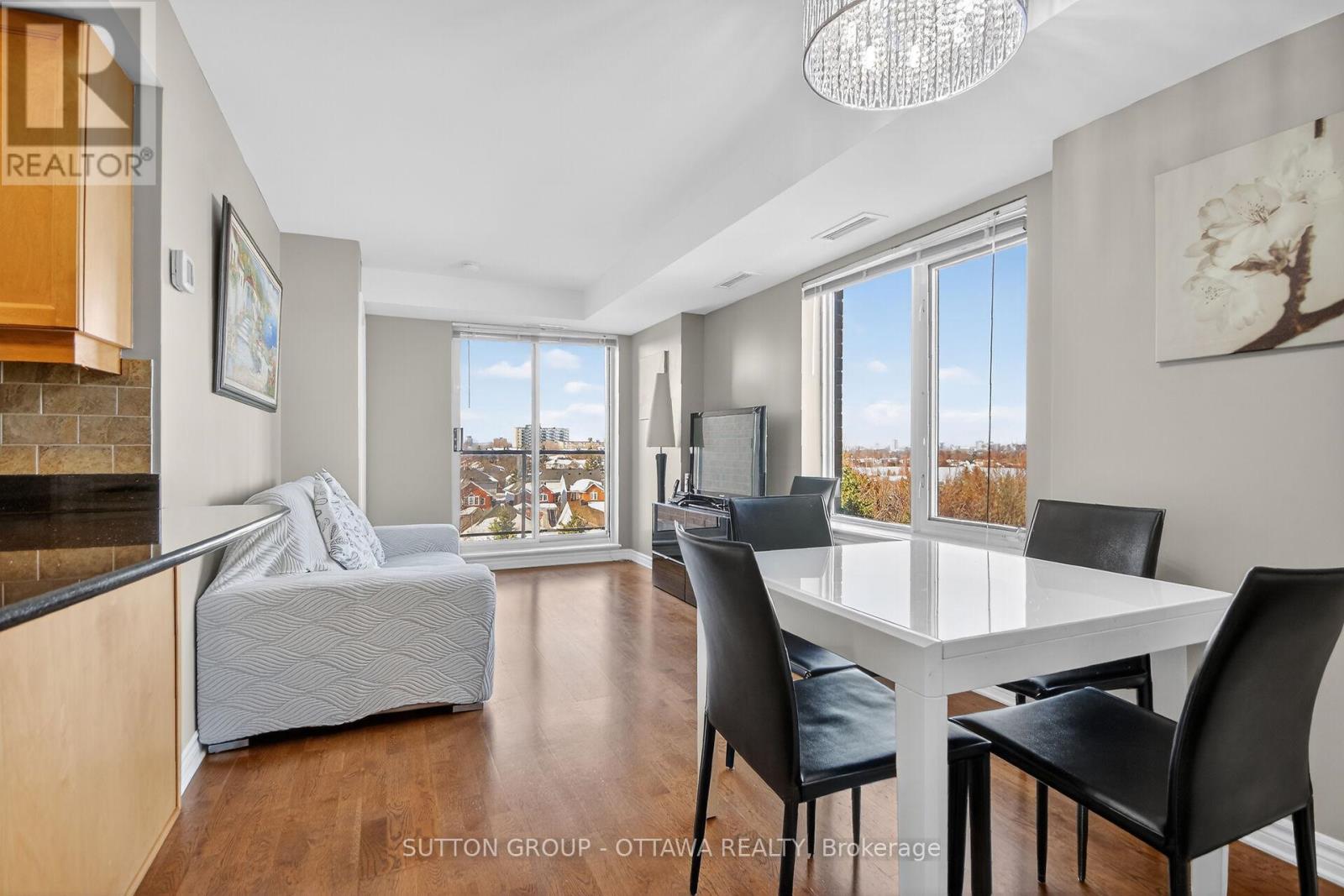 507 - 314 Central Park Drive