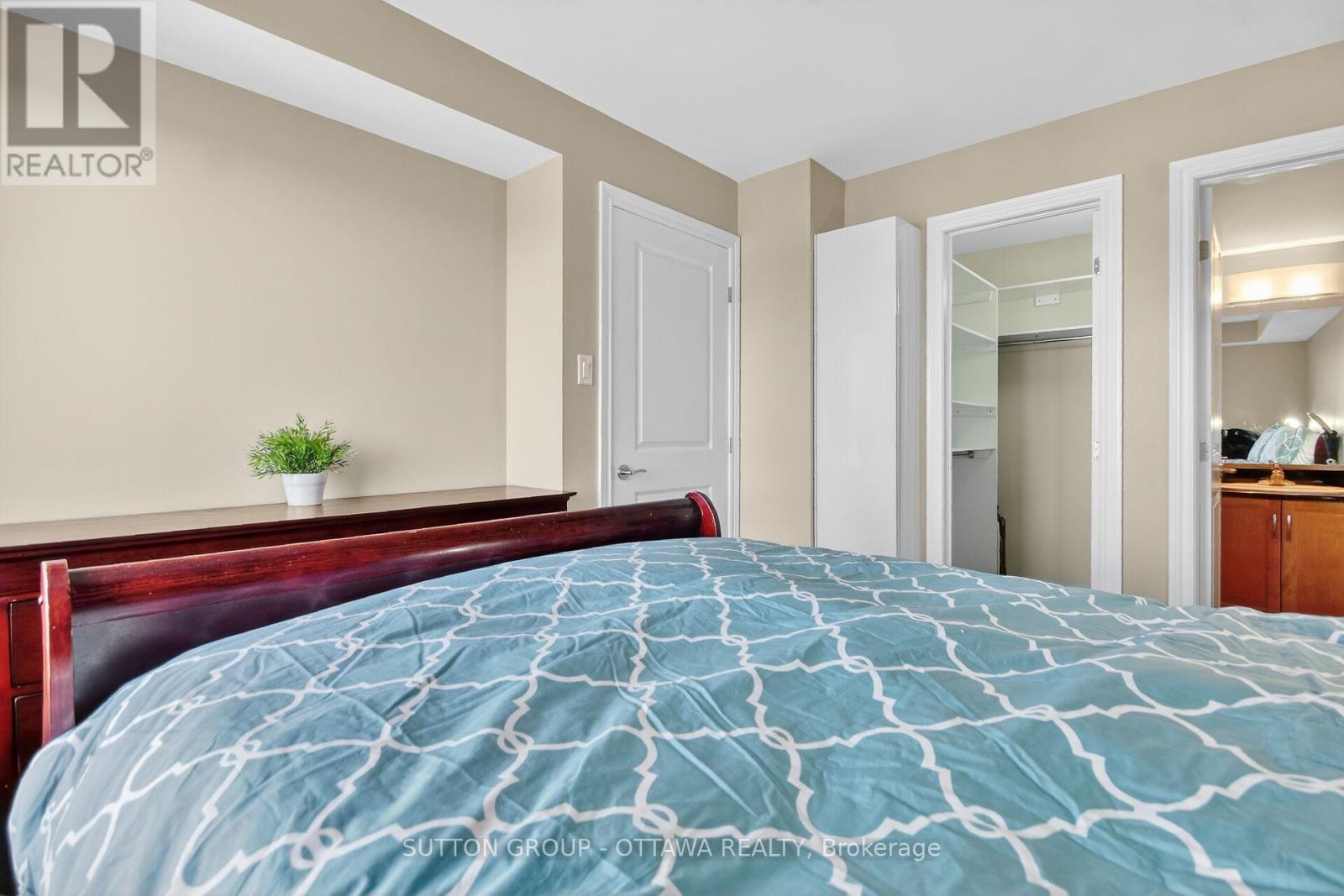 507 - 314 Central Park Drive