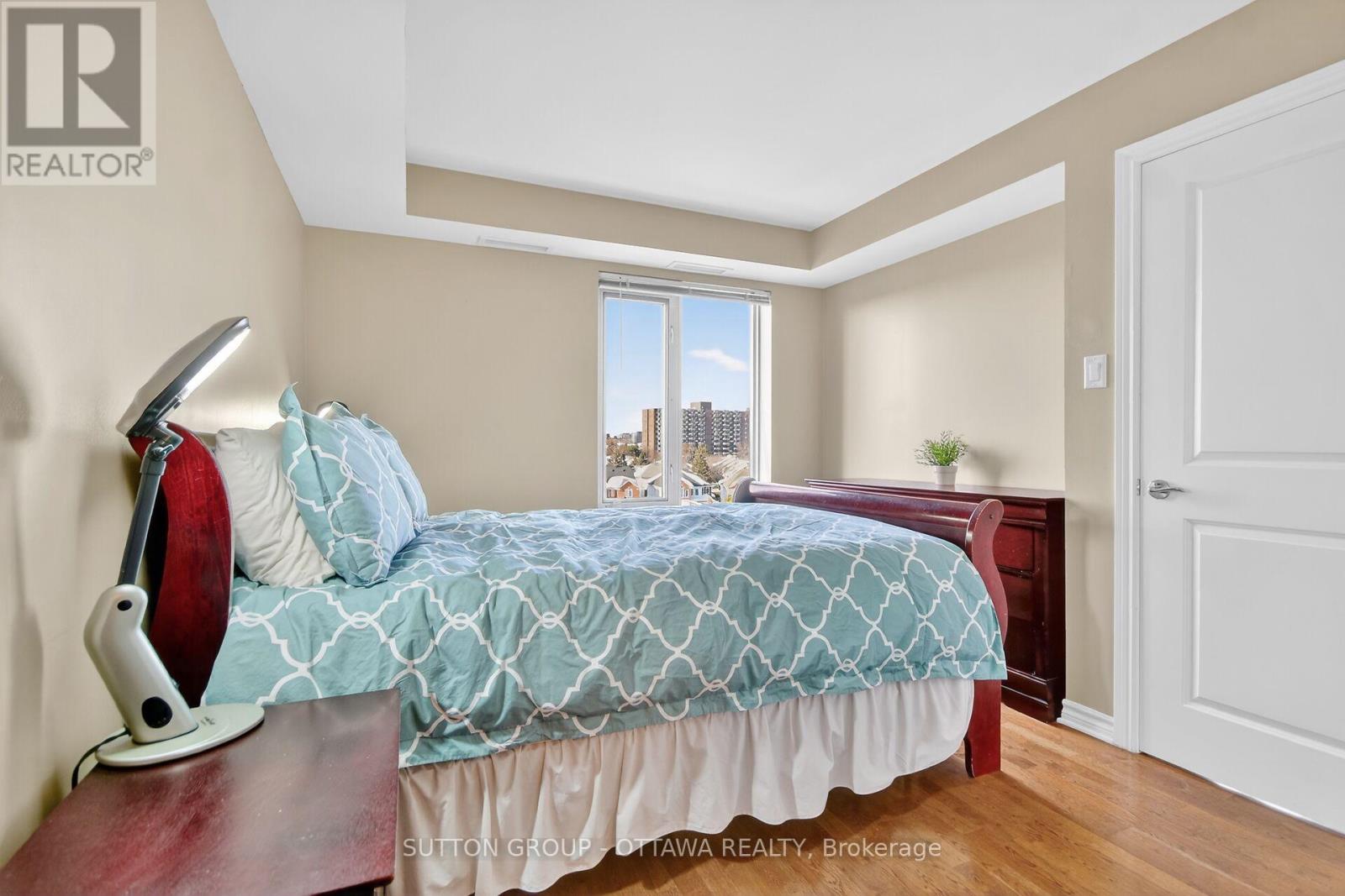 507 - 314 Central Park Drive