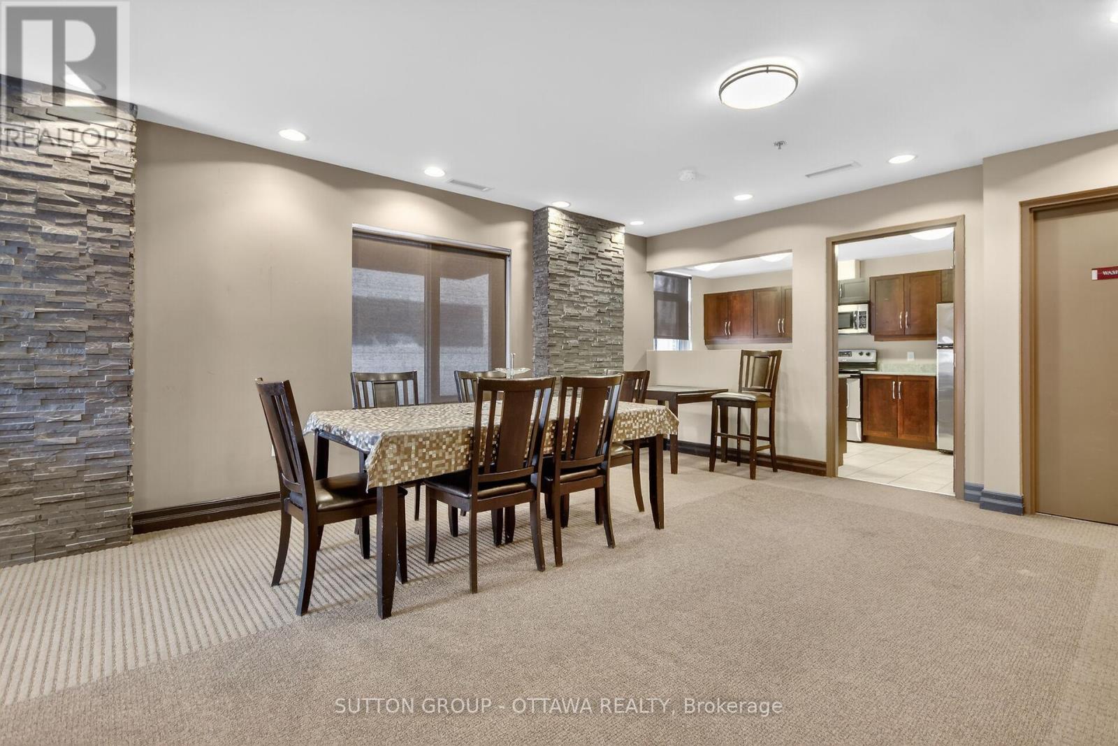 507 - 314 Central Park Drive