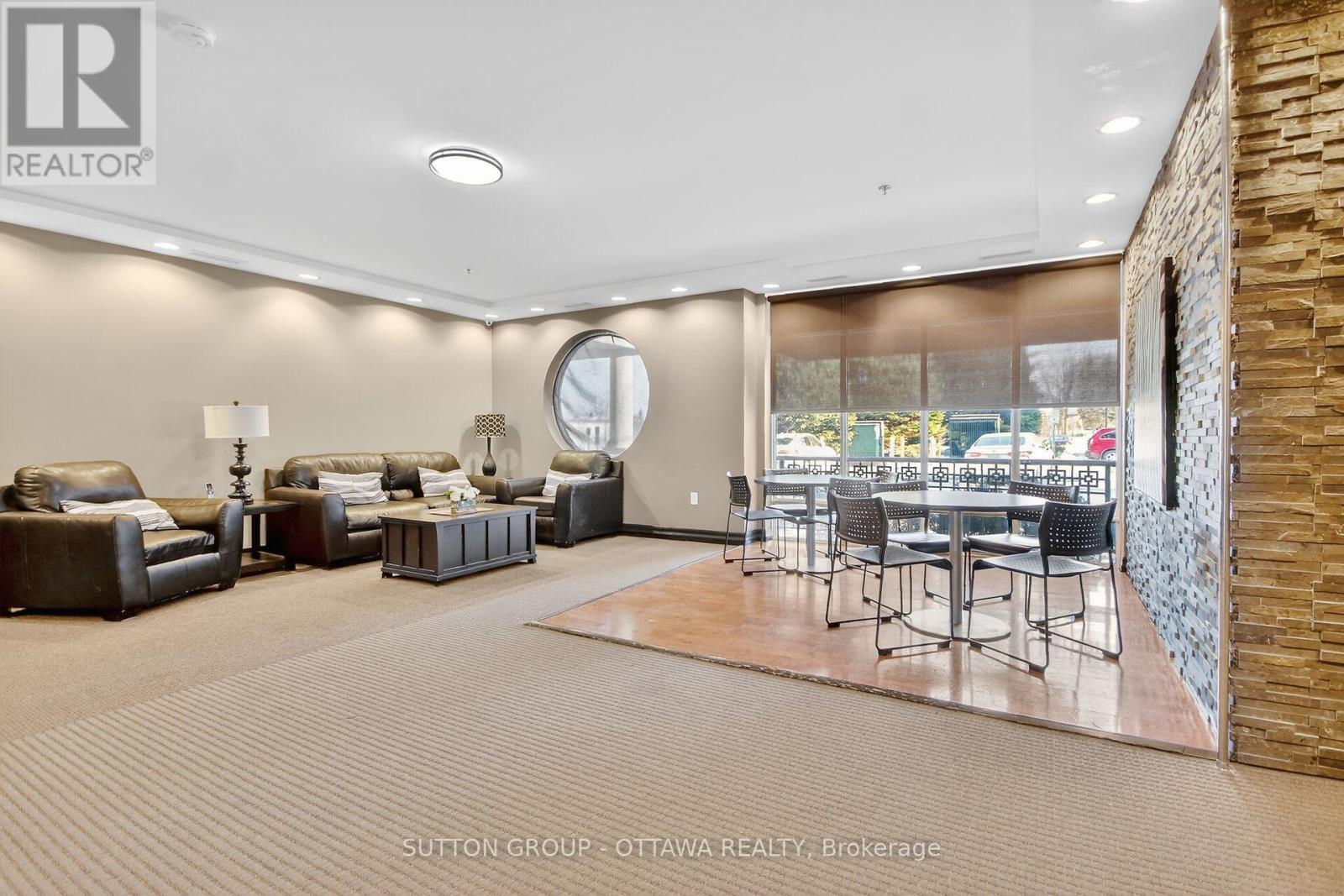 507 - 314 Central Park Drive