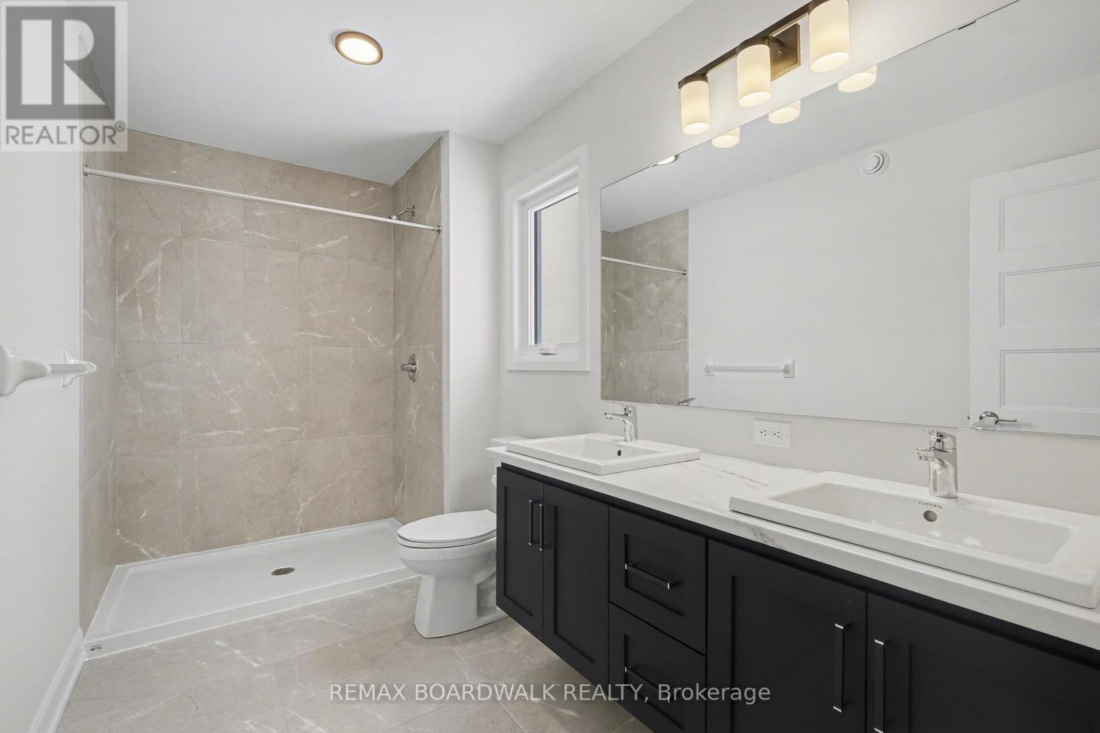 967 Chablis Crescent