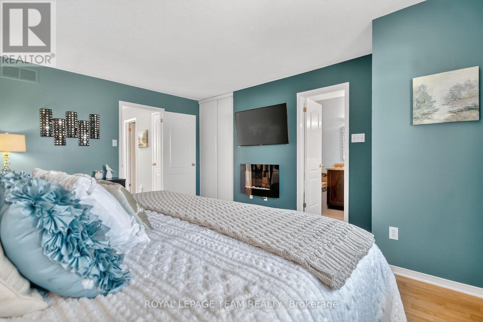 6302 Sablewood Place