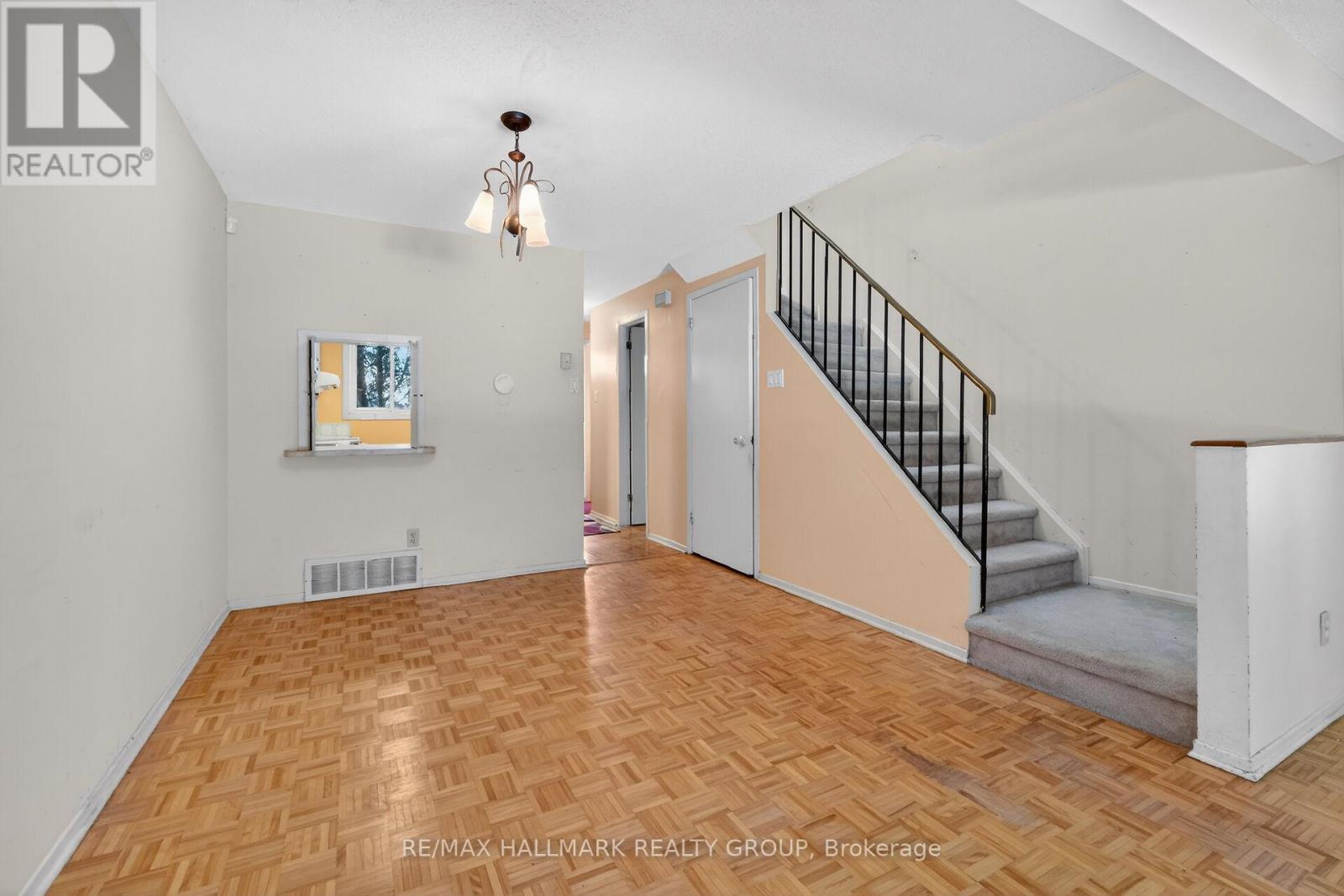 D - 116 Valley Stream Drive