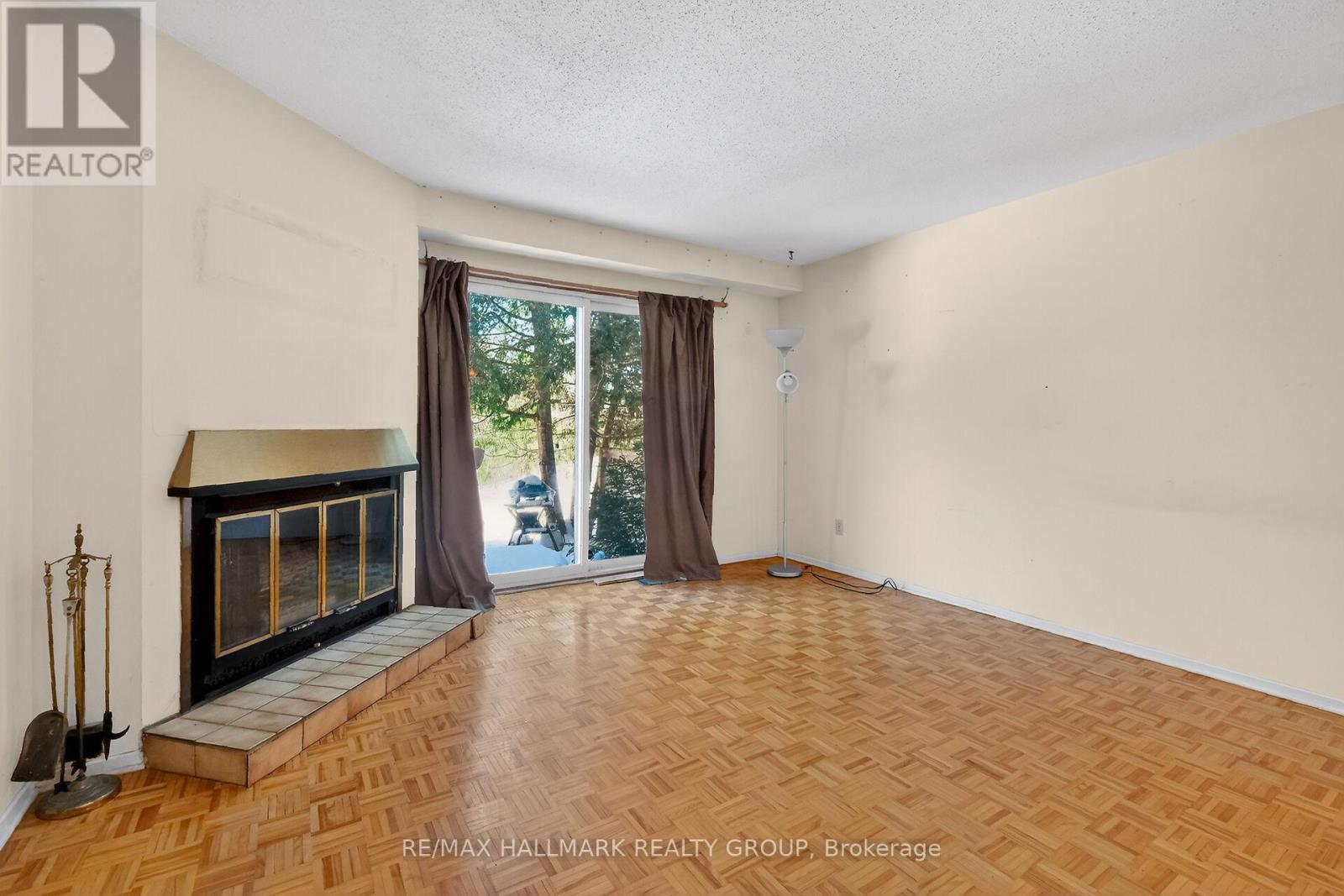 D - 116 Valley Stream Drive