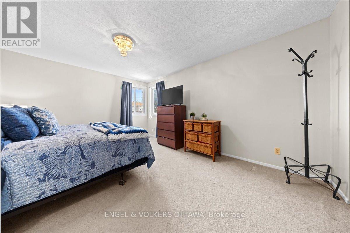 A - 1753 Lamoureux Drive