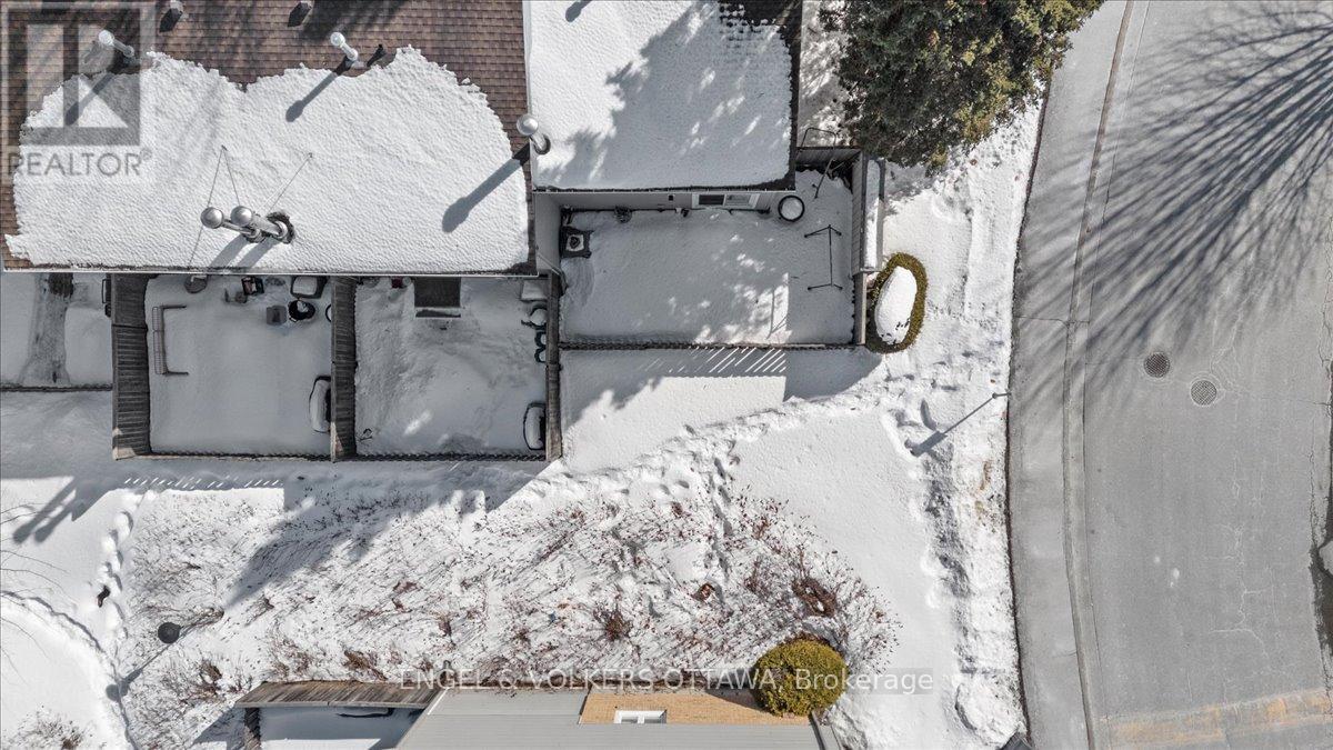 A - 1753 Lamoureux Drive