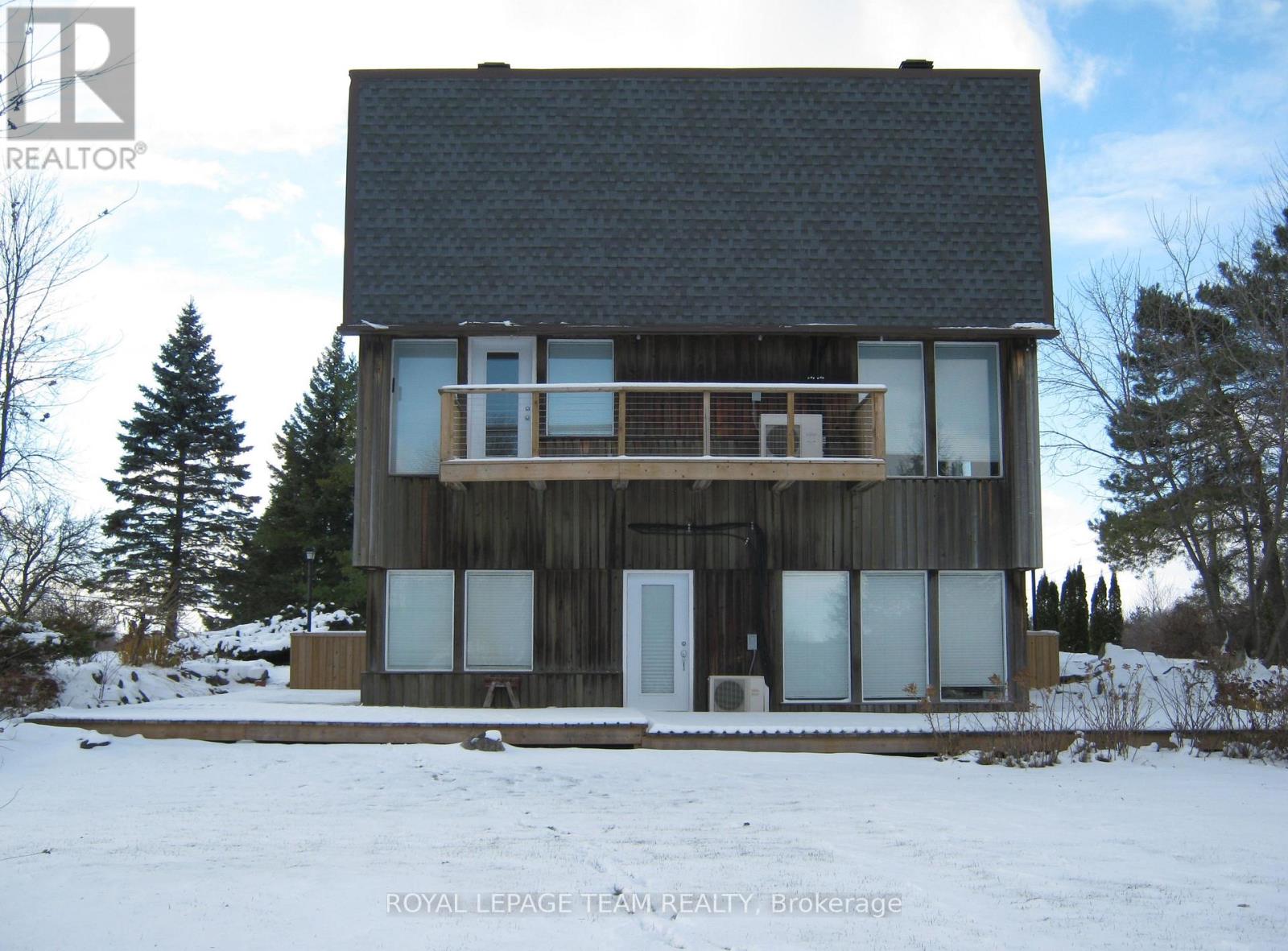 5965 Rideau Valley Drive N