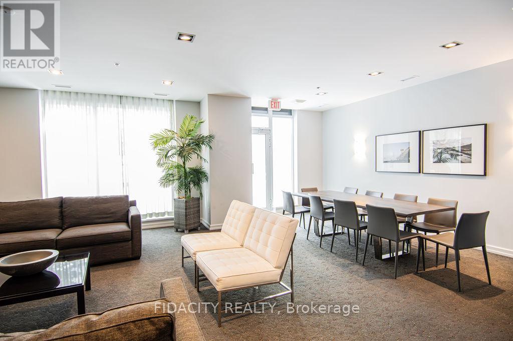 102 - 360 Patricia Street