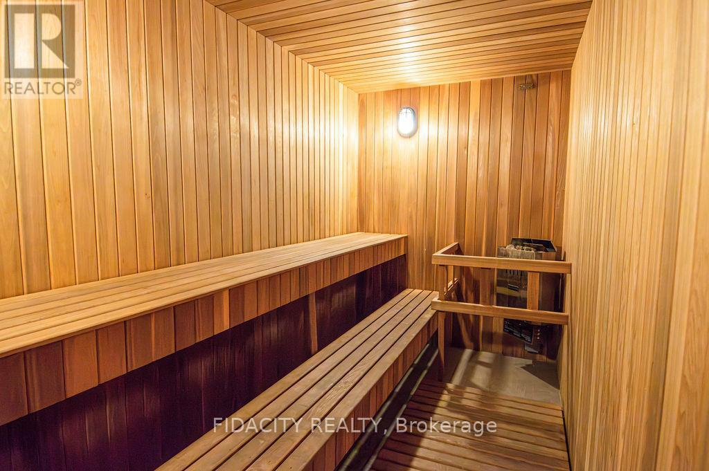 102 - 360 Patricia Street