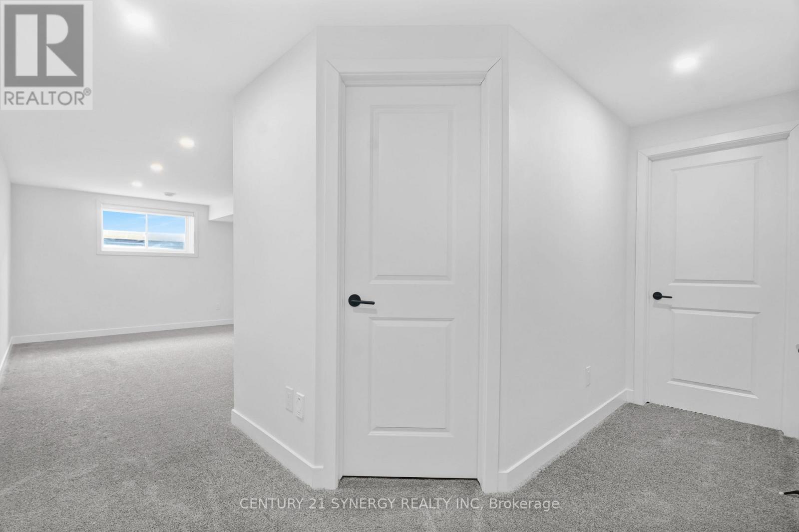 92 Longworth Avenue
