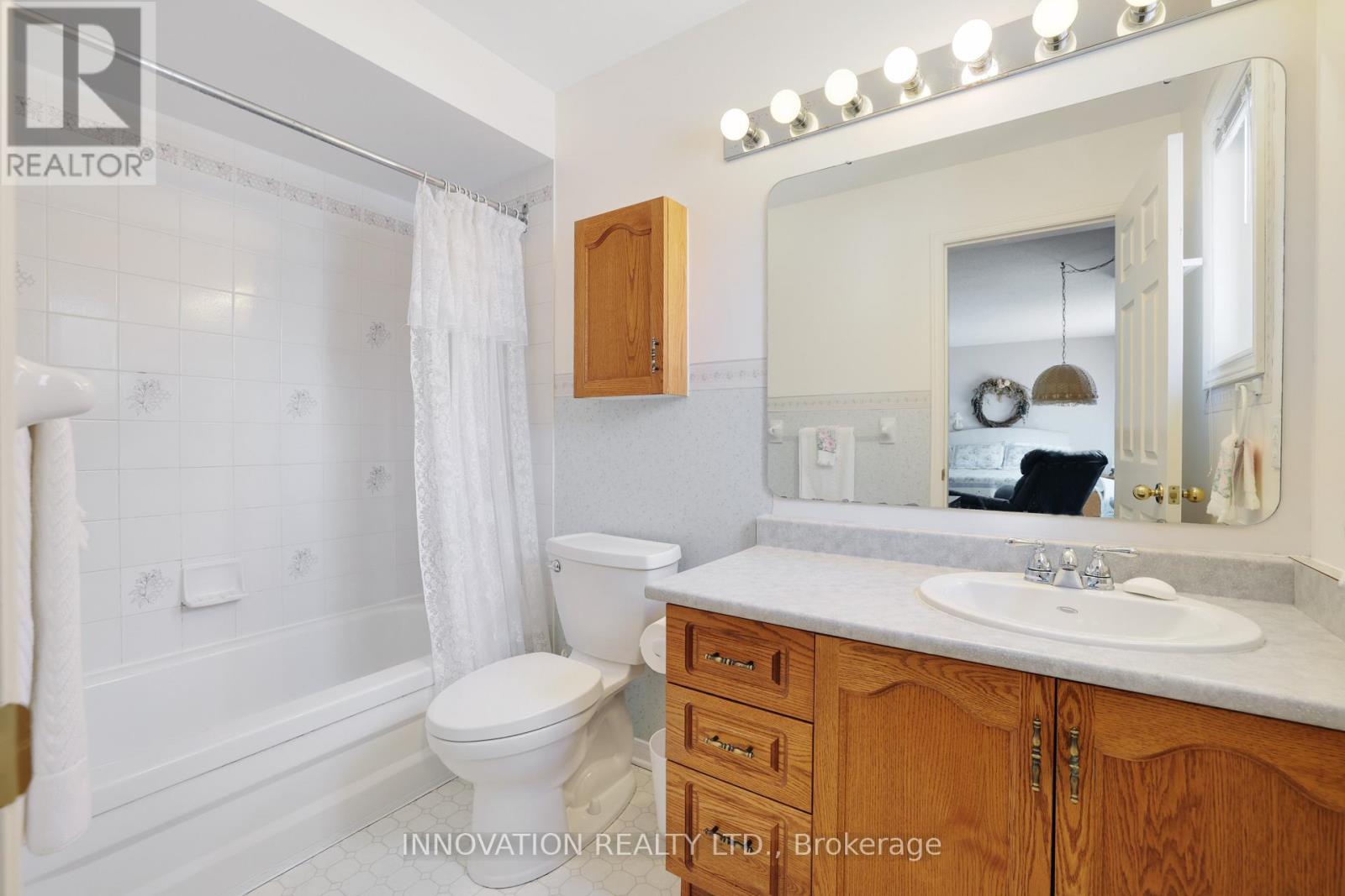 31 Silver Horse Crescent