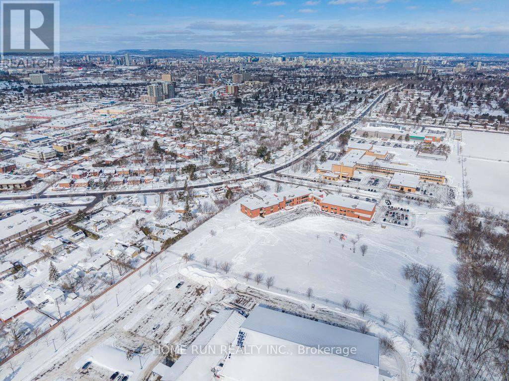 265 Colbert Crescent