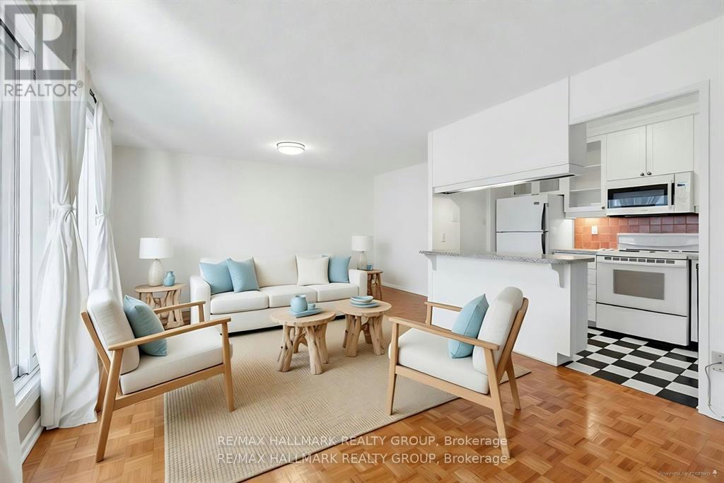 705 - 141 Somerset Street W