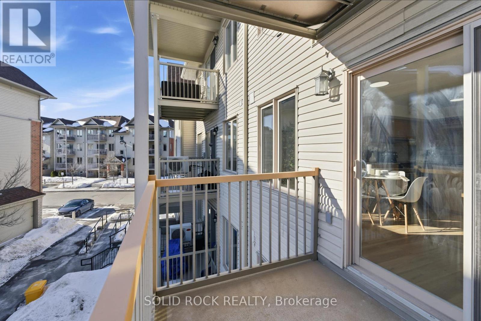 6 - 50 Barnstone Drive