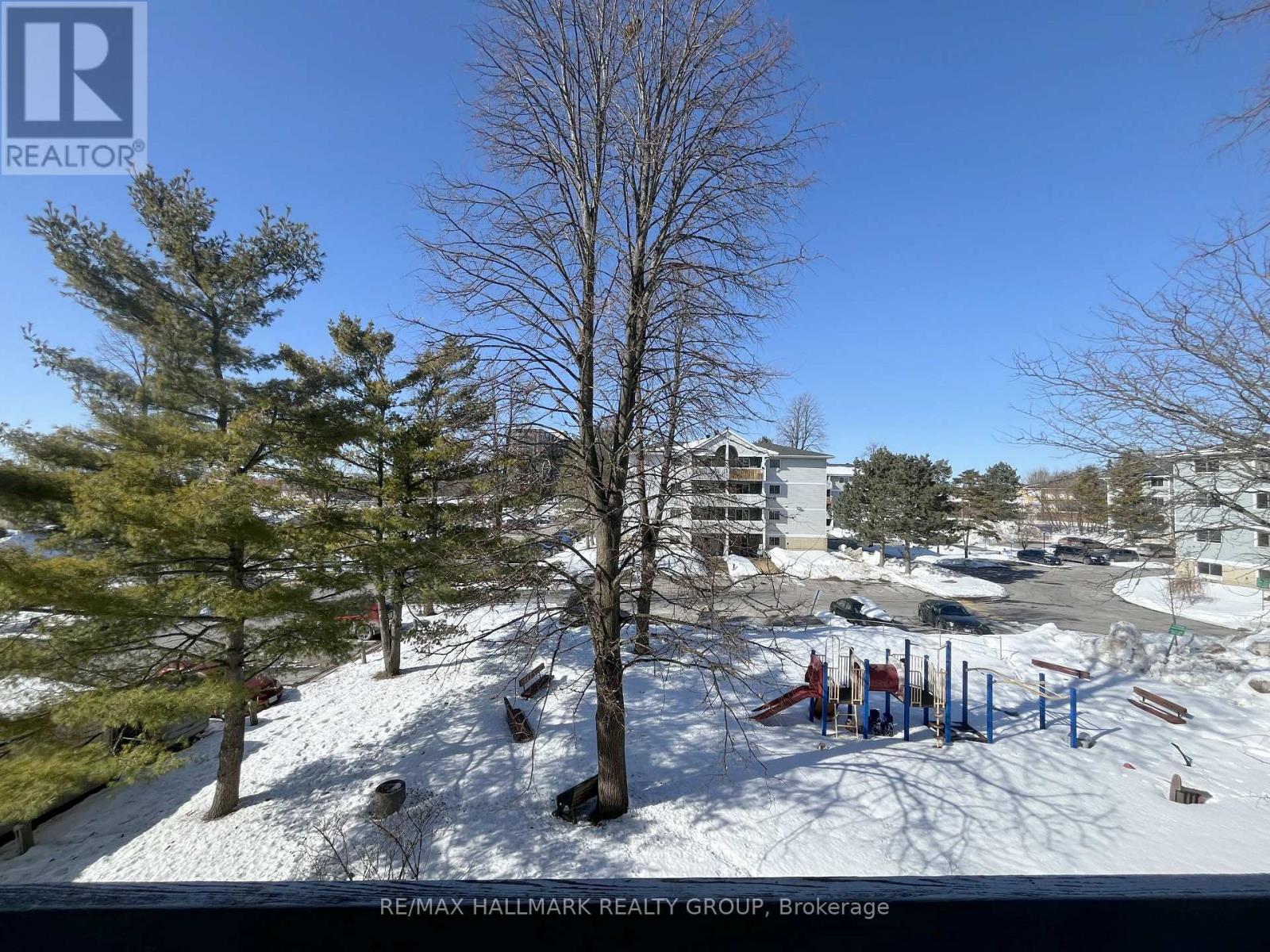 310 - 214 Viewmount Drive