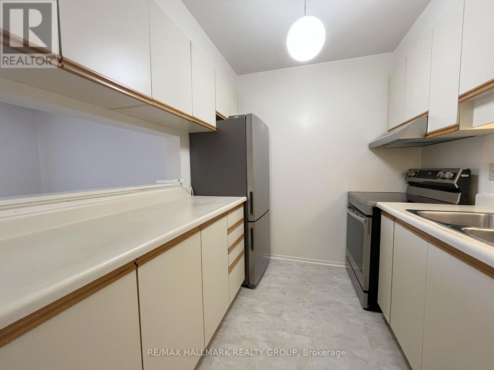 310 - 214 Viewmount Drive