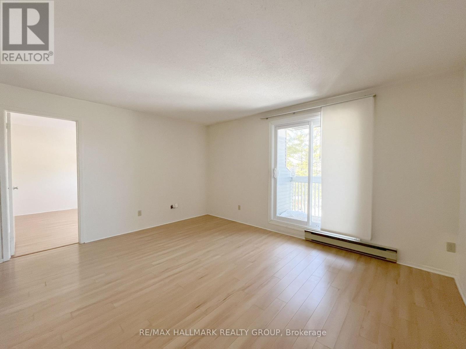 310 - 214 Viewmount Drive