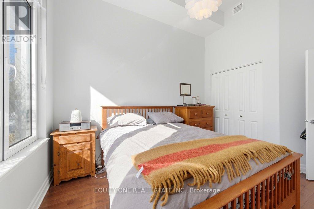 105 - 90 Landry Street