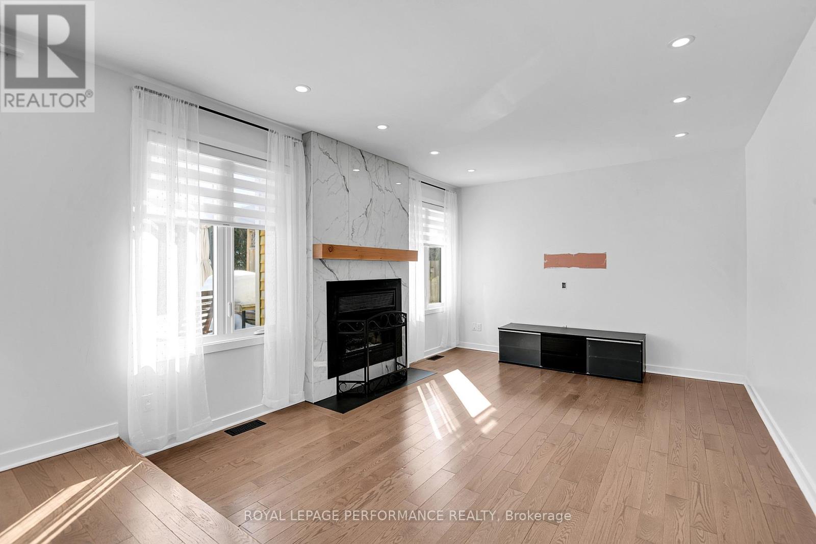 2722 Wyldewood Street