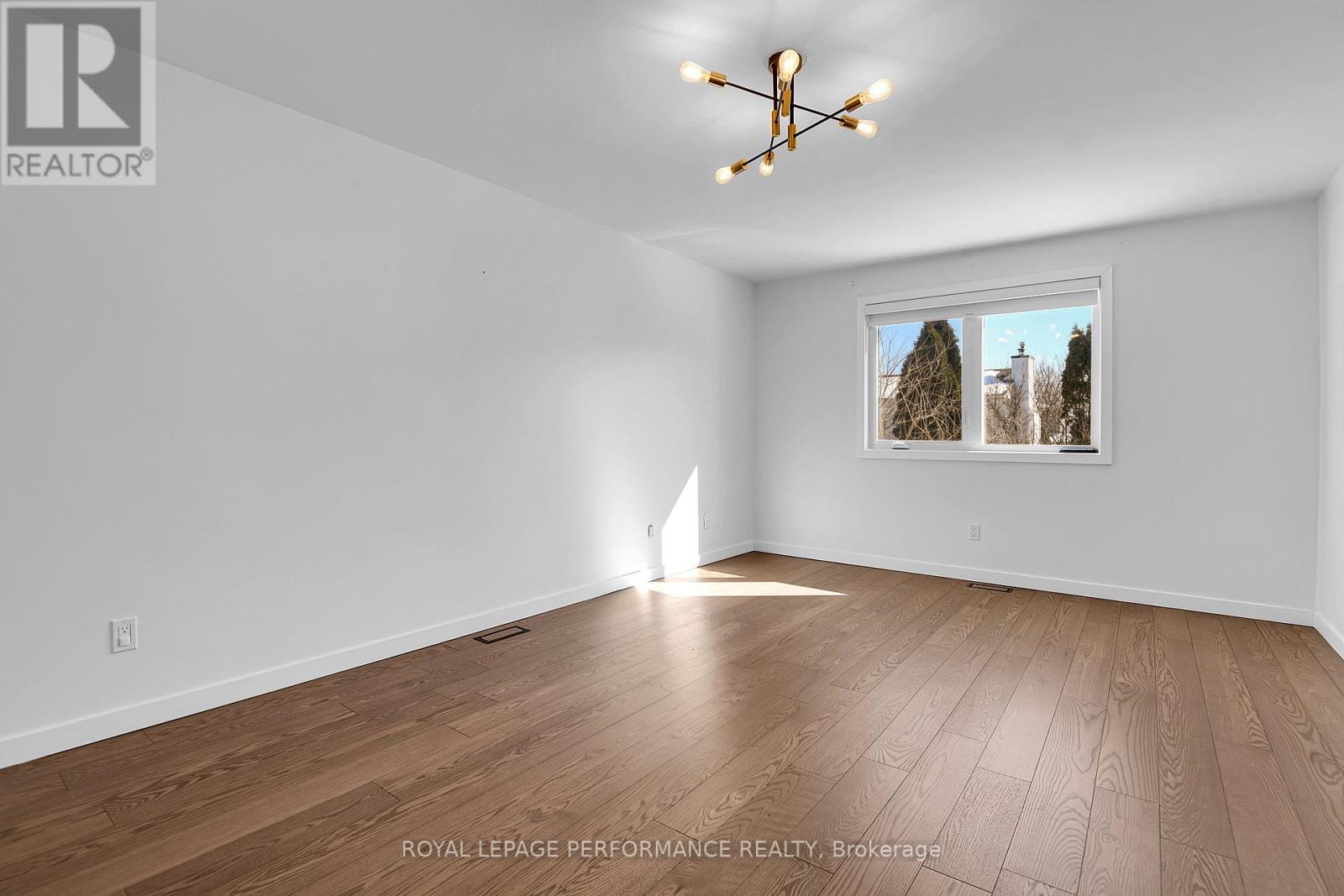 2722 Wyldewood Street