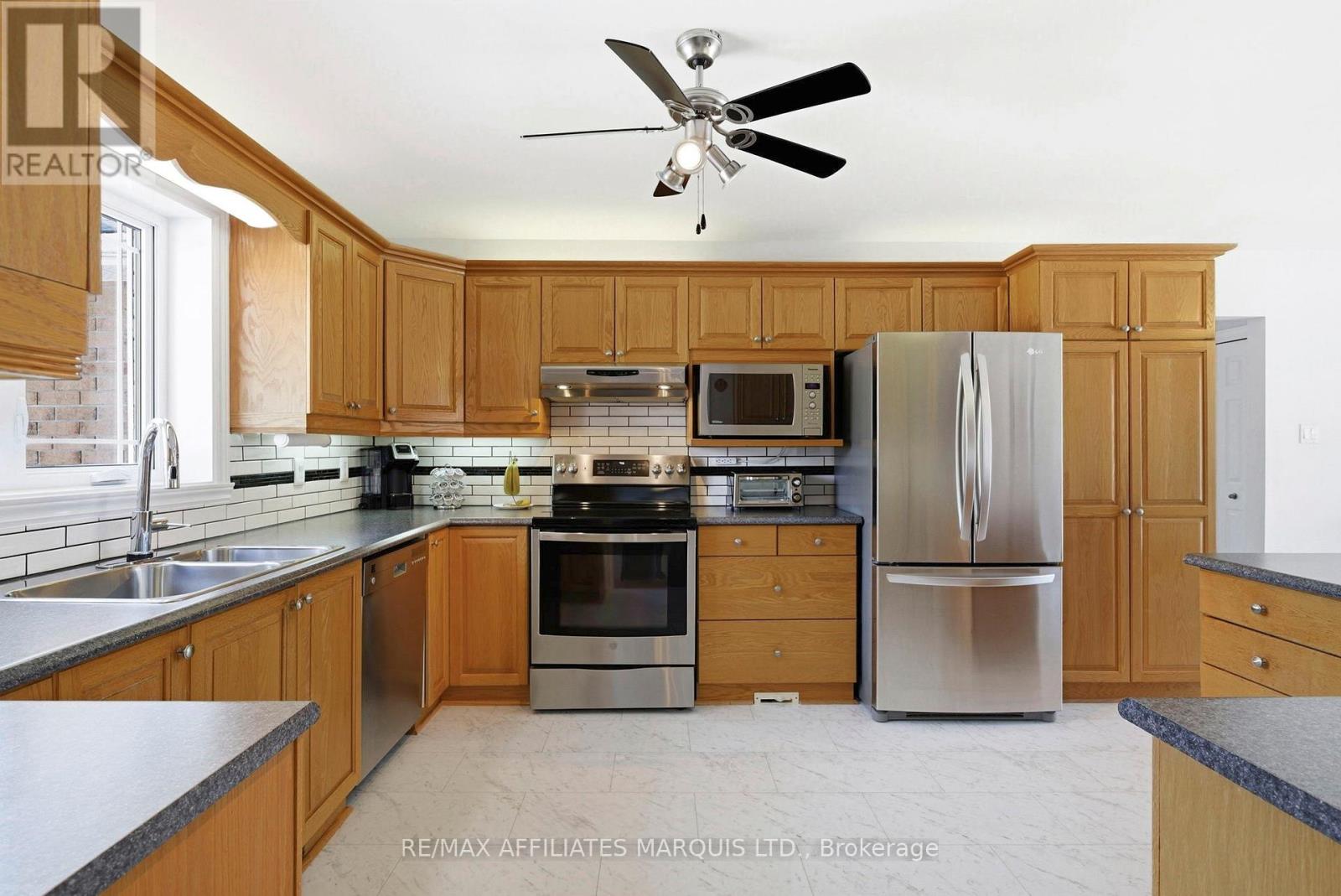 5650 Pinestone Drive